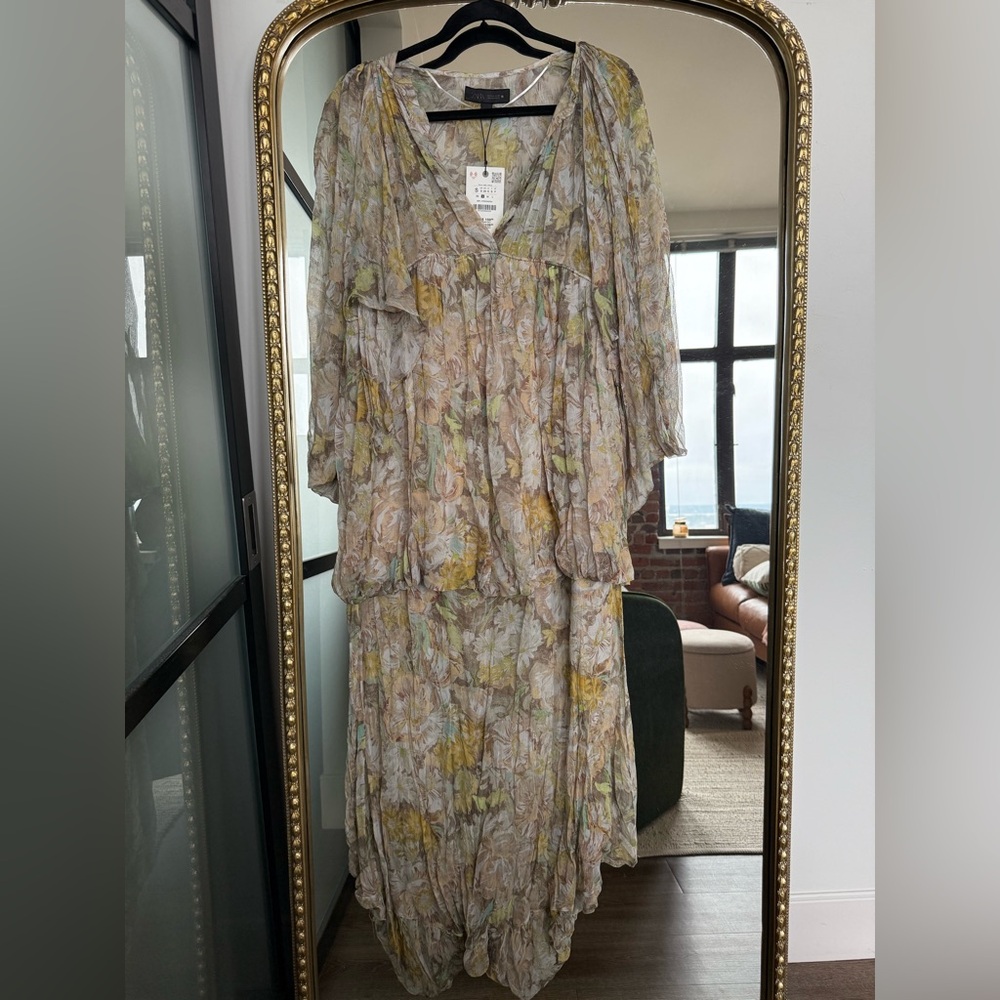 Zara Multicolor Floral V-Neck Blouse